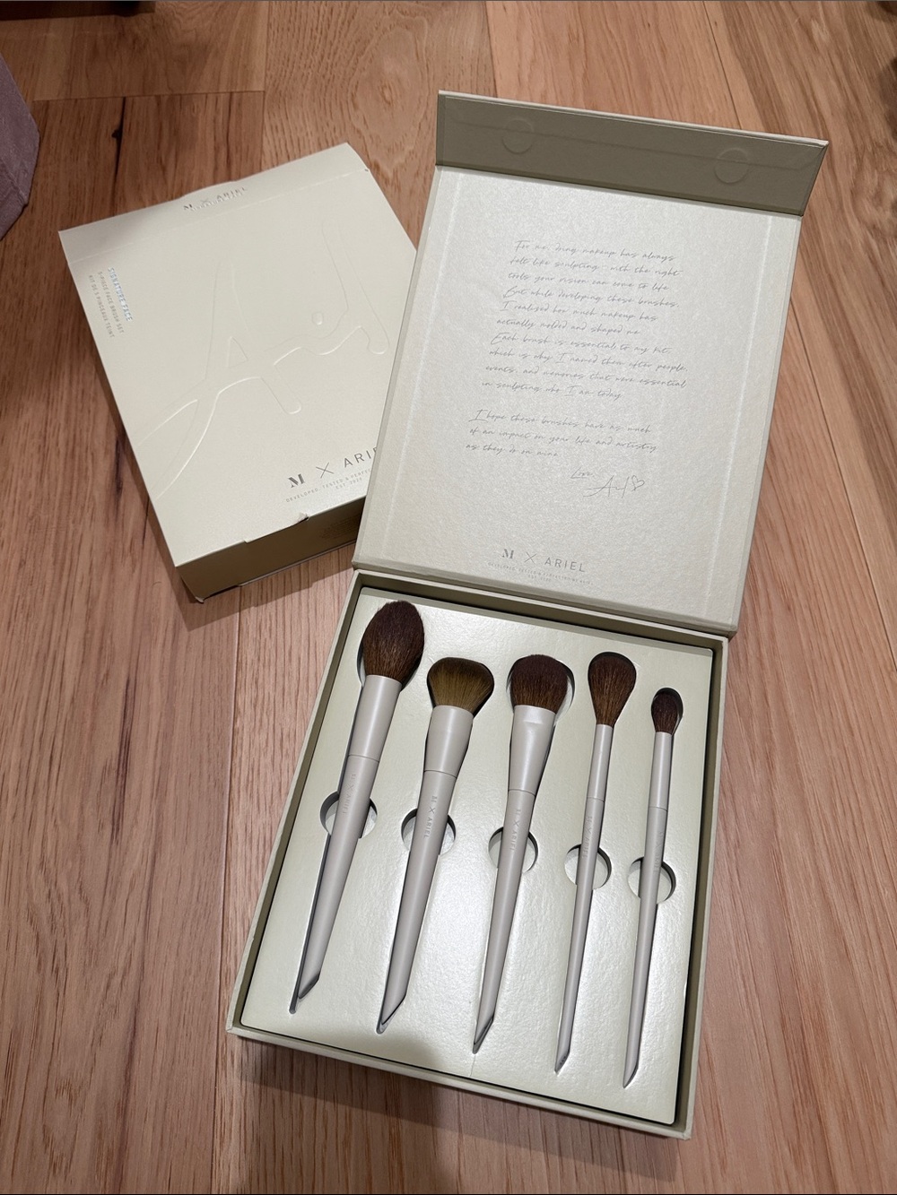 MORPHE x ARIEL FACE BRUSH SET